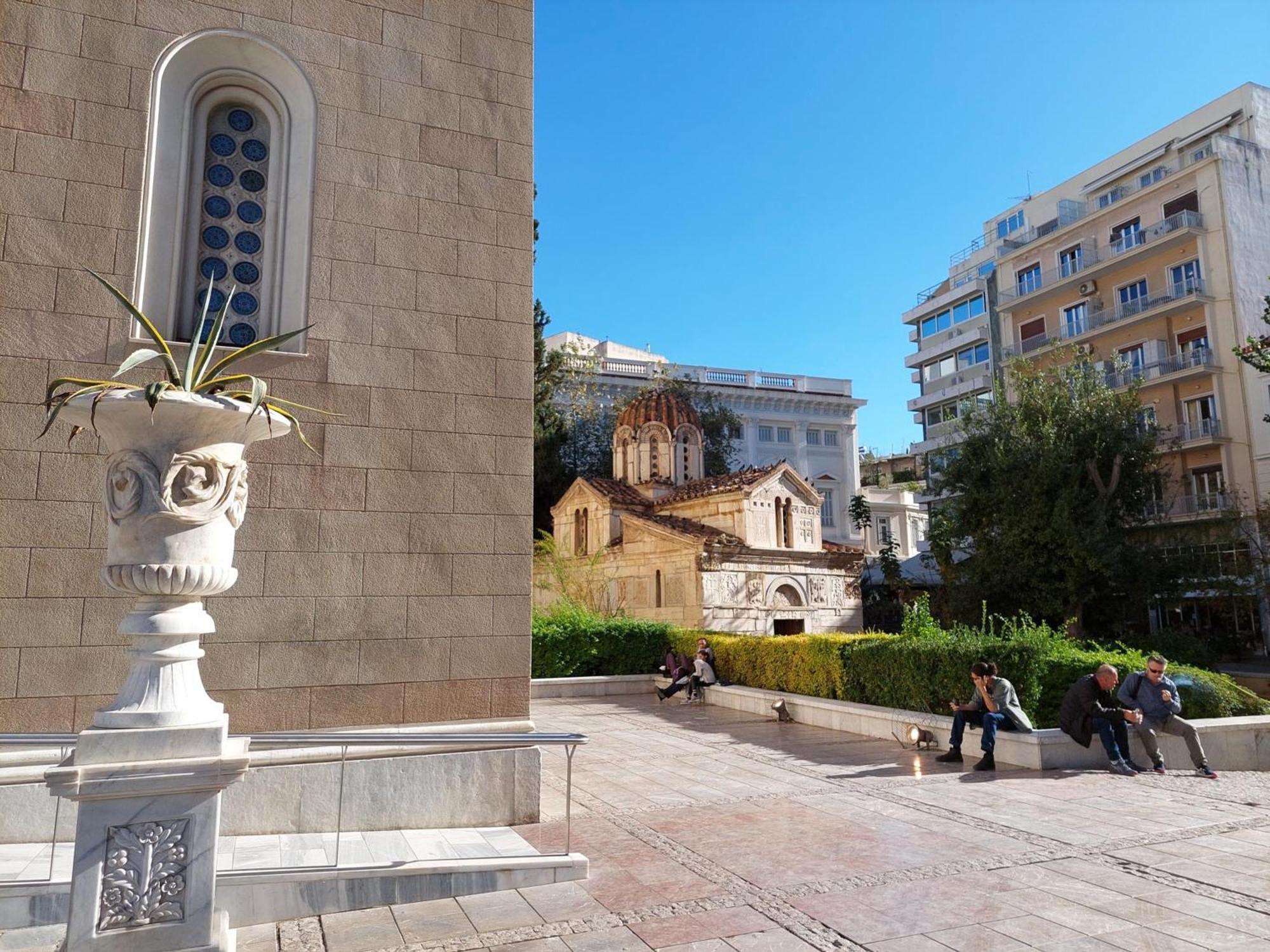 Elegant Apartment Under The Acropolis Атина Екстериор снимка
