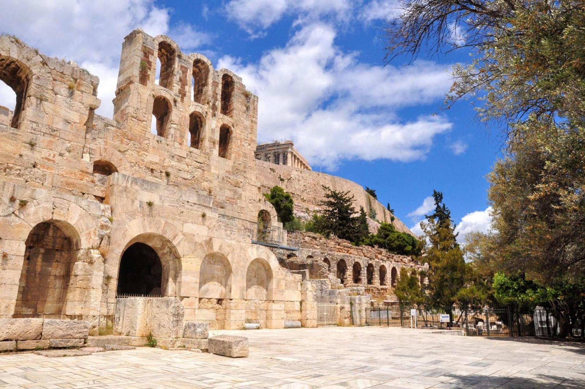 Elegant Apartment Under The Acropolis Атина Екстериор снимка
