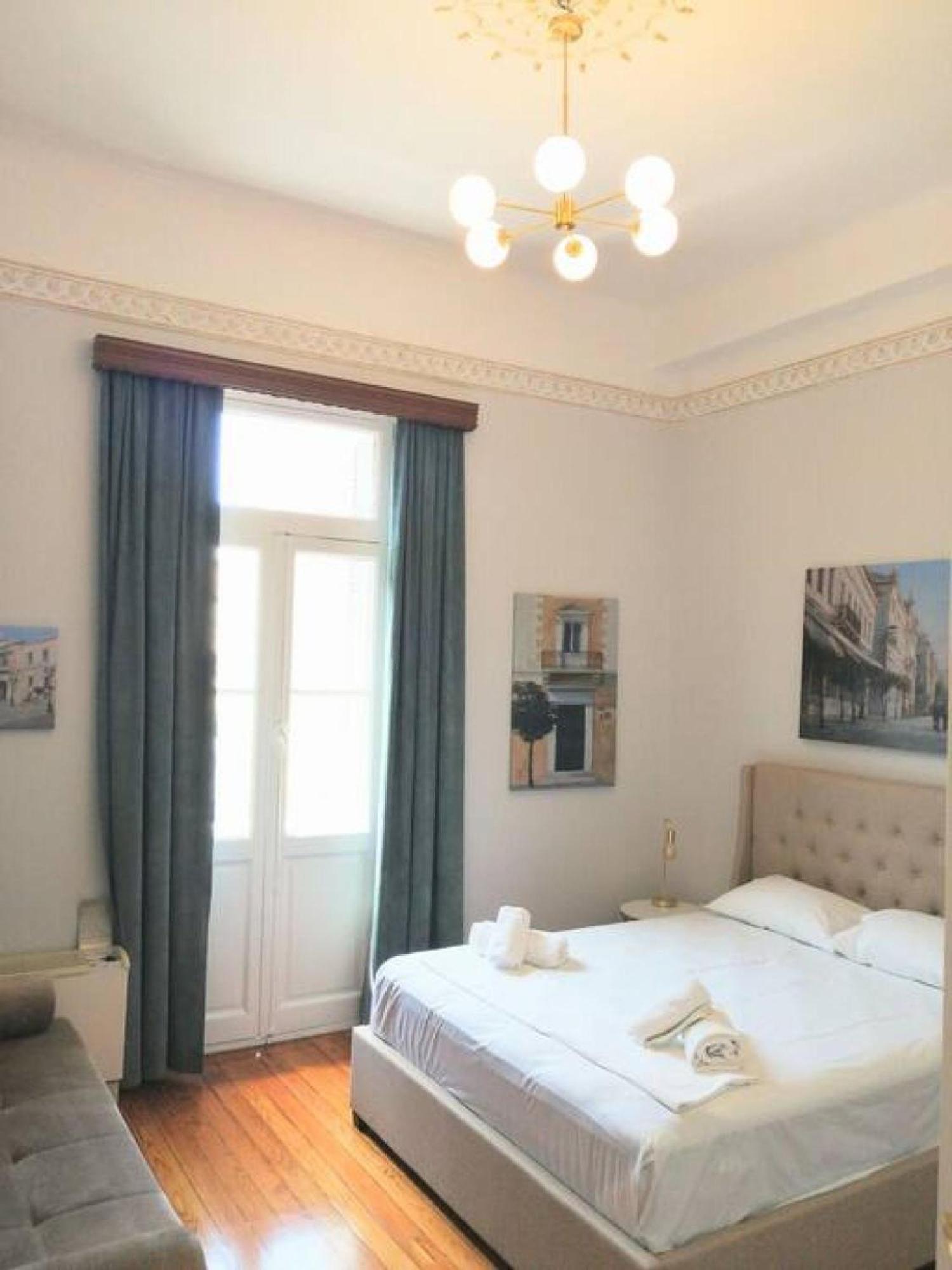 Elegant Apartment Under The Acropolis Атина Екстериор снимка
