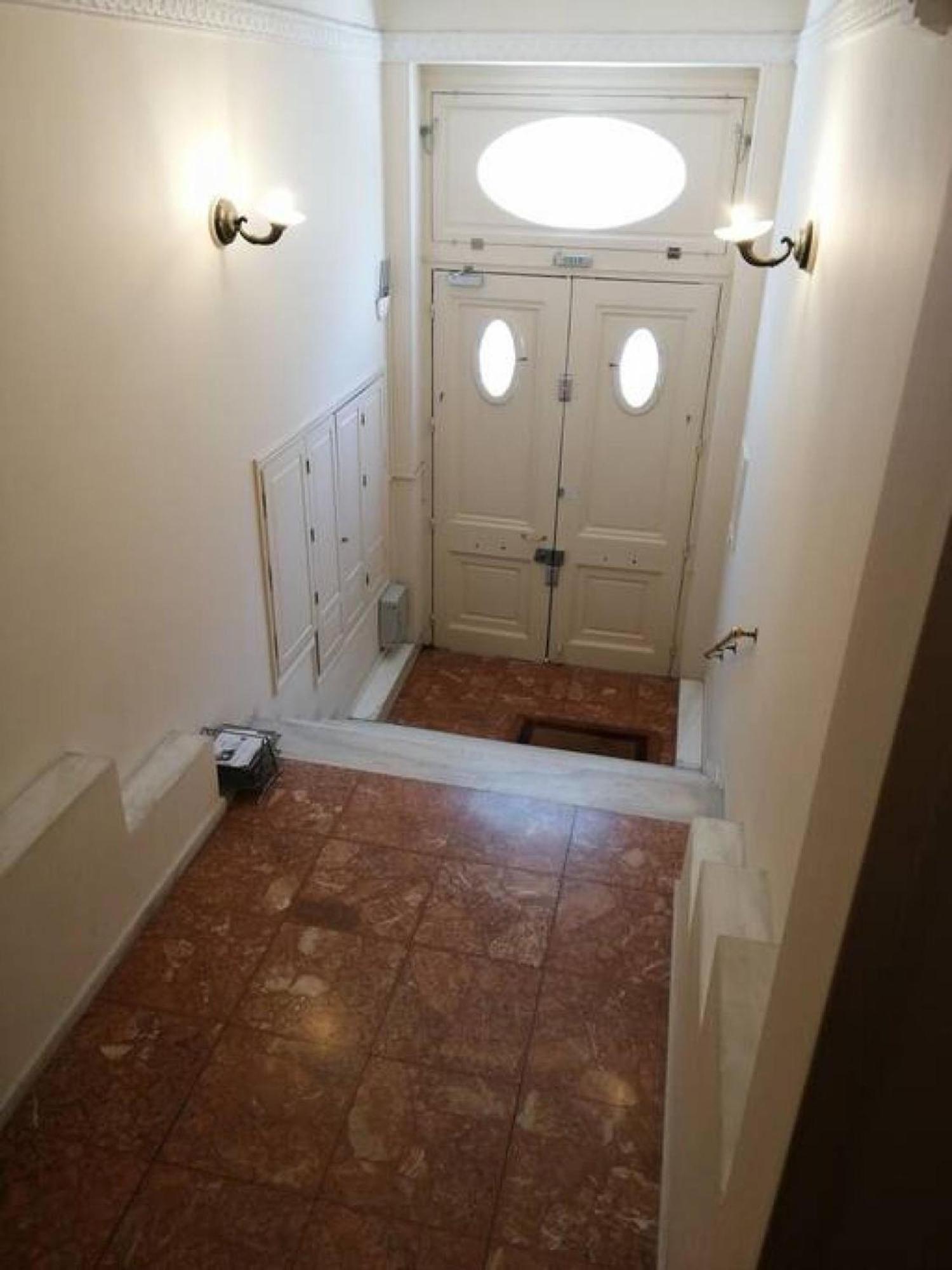 Elegant Apartment Under The Acropolis Атина Екстериор снимка