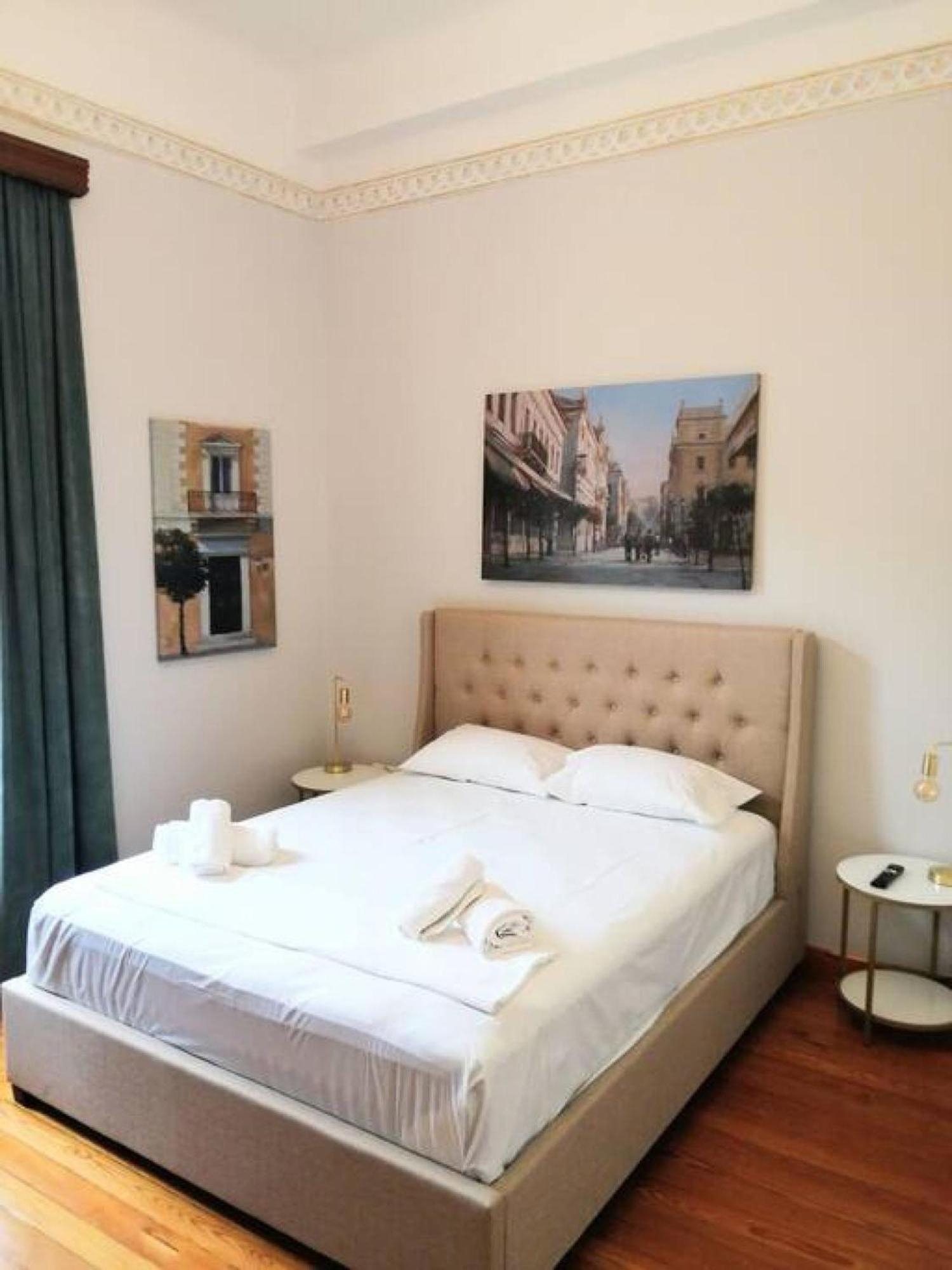 Elegant Apartment Under The Acropolis Атина Екстериор снимка